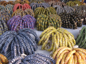 how-krobo-beads-are-made